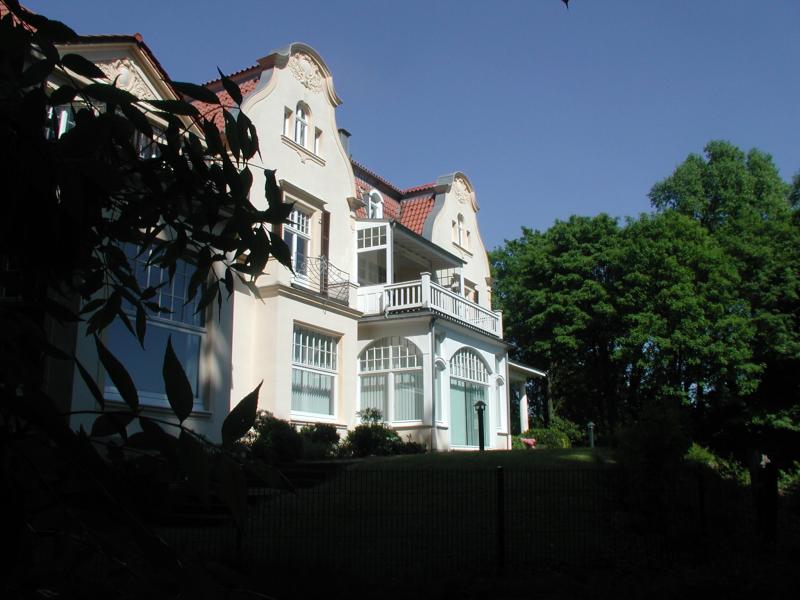 Villa avec jardin