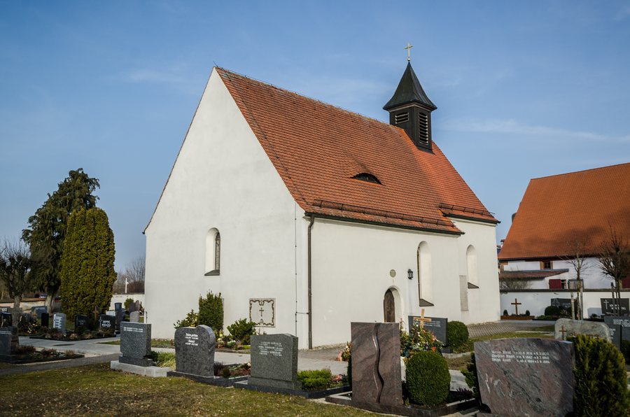 File:Merkendorf, Friedhofskirche St. Johannis-001.jpg