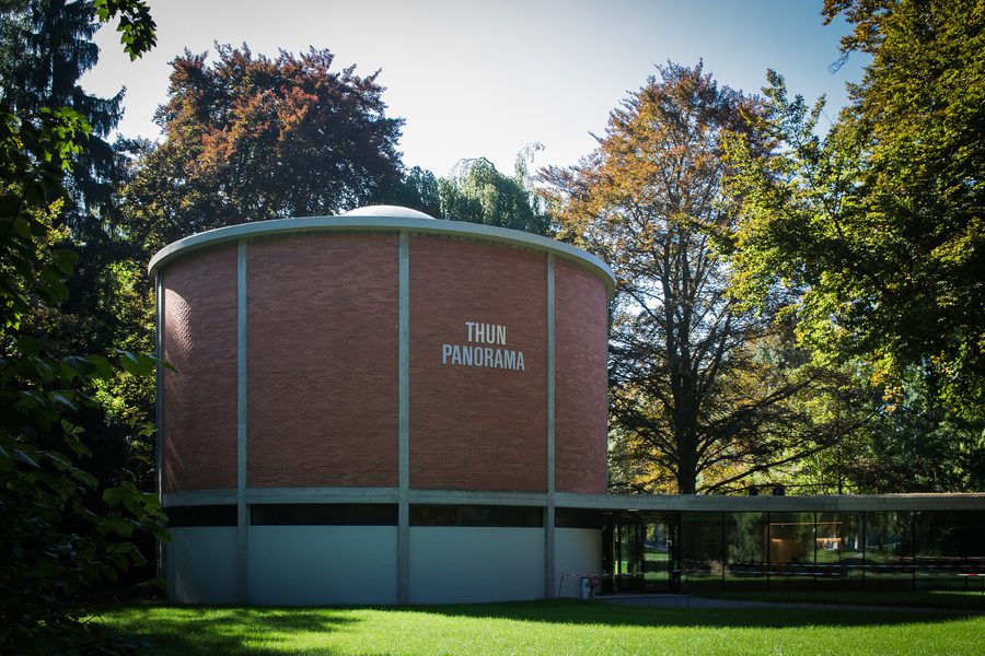 Vue intérieure du panorama de Thun avec le panorama circulaire historique