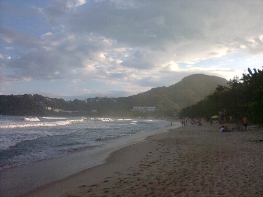 Praia das Toninhas à Ubatuba sur la côte de l’État de São Paulo