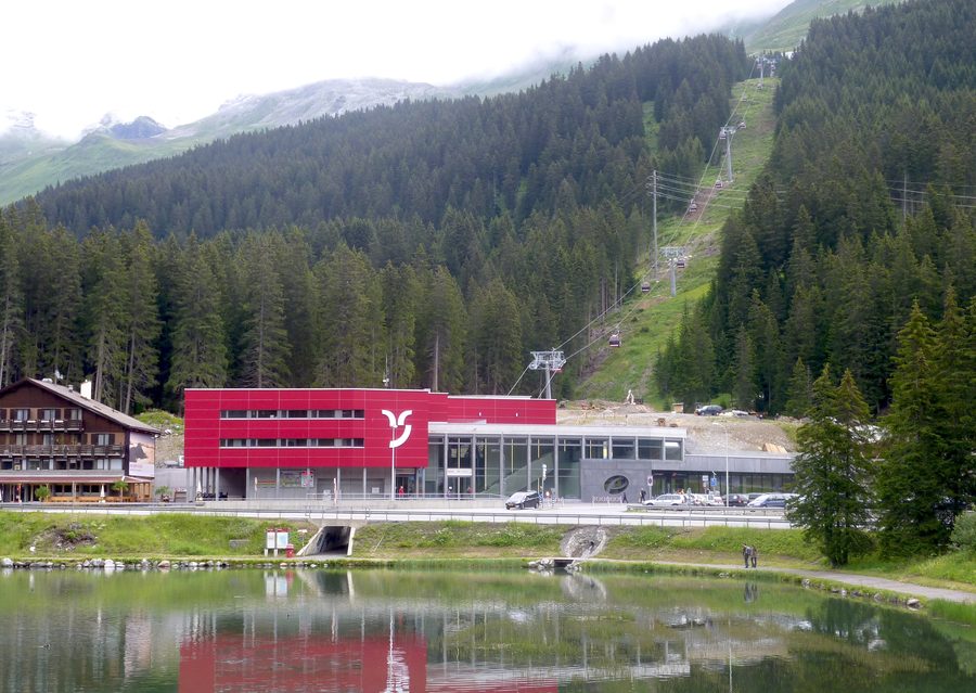 La Rothornbahn à Lenzerheide devant un paysage alpin