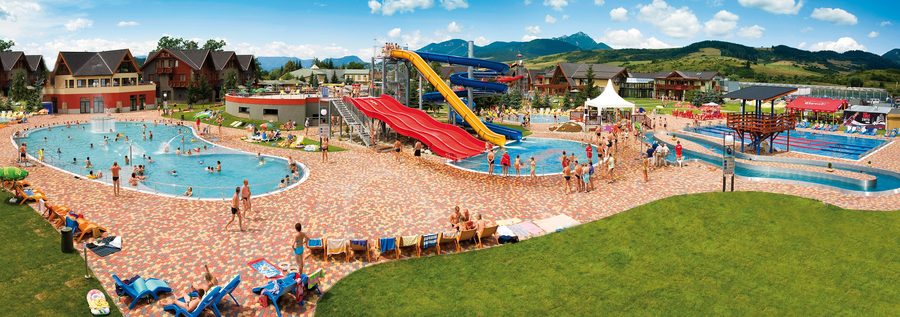 Vue panoramique du parc thermal de Bešeňová