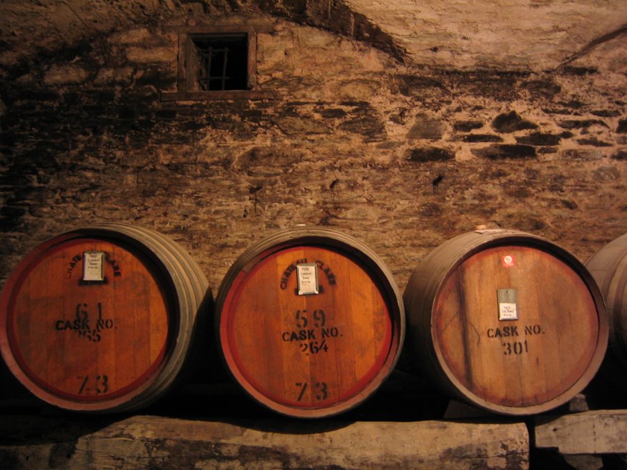 Fûts de vin chez Taylors Wine dans Clare Valley près d'Auburn, Australie-Méridionale