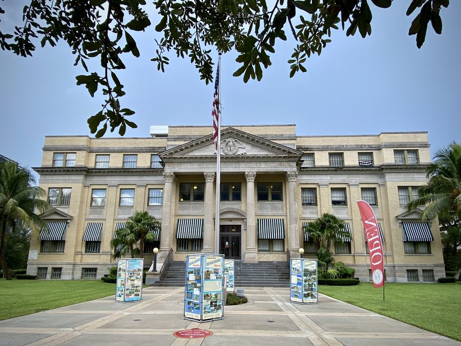 Le palais de justice historique du comté de Palm Beach, aujourd’hui History Museum, à West Palm Beach, en Floride