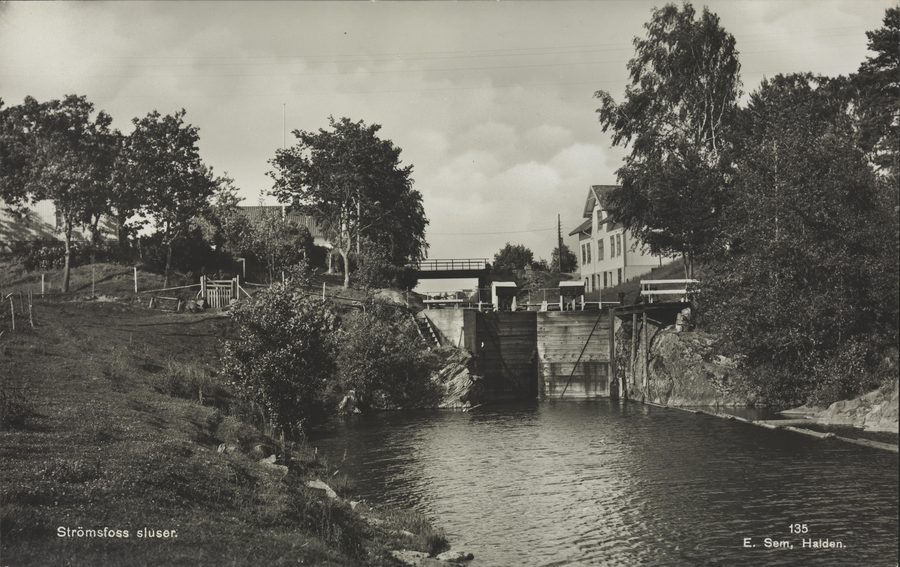 Écluses de Strømsfoss dans le canal de Halden à Aremark, Østfold
