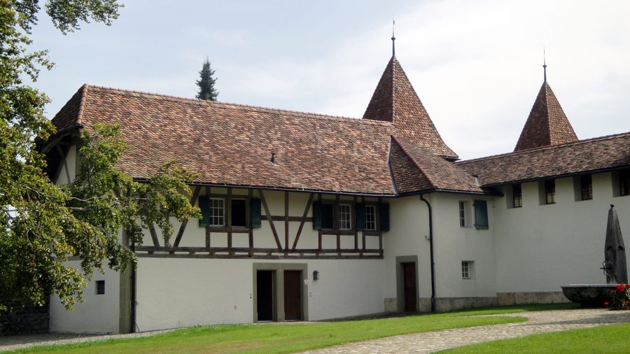 Vue extérieure du château de Schwarzenburg dans le canton de Berne