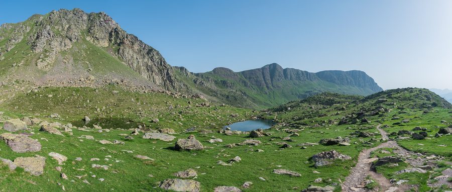 Paysage des Pyrénées dans la commune de Laruns dans le département des Pyrénées-Atlantiques