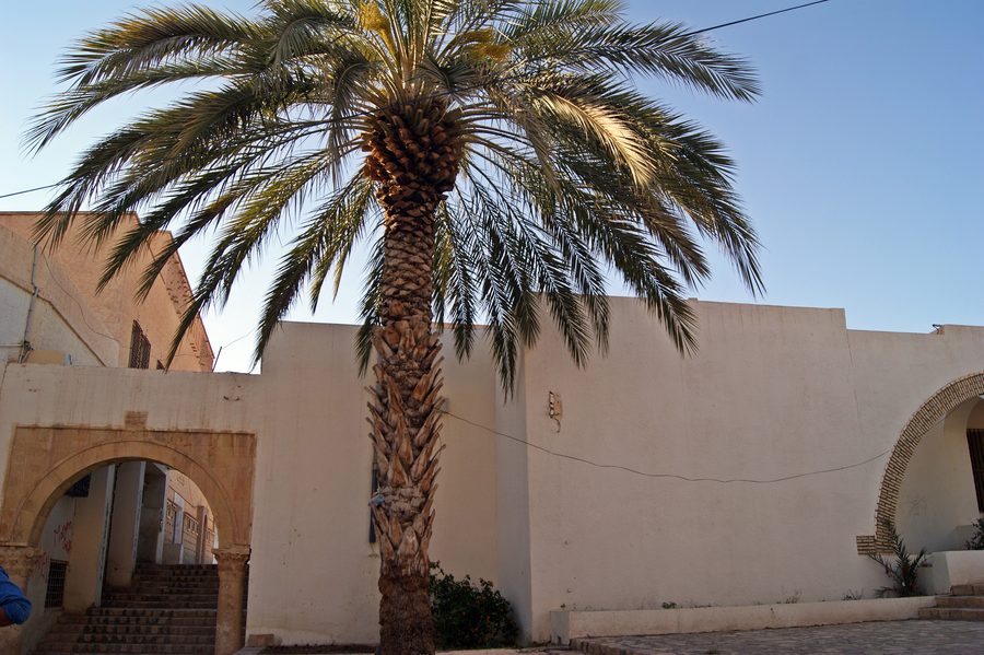 Étalages au marché Homt el Souk à Gafsa.
