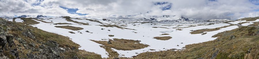 Vue sur les hautes terres du Jotunheimen depuis le Sognefjellet à Lom