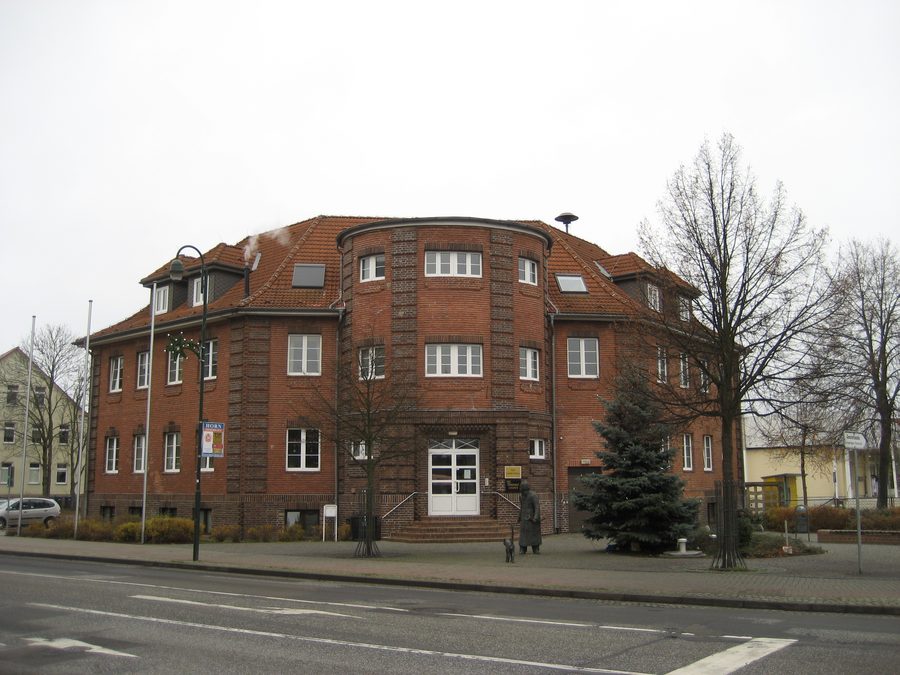 Bâtiment de l’administration de l’Amt Löcknitz-Penkun à Löcknitz, vu du sud-est