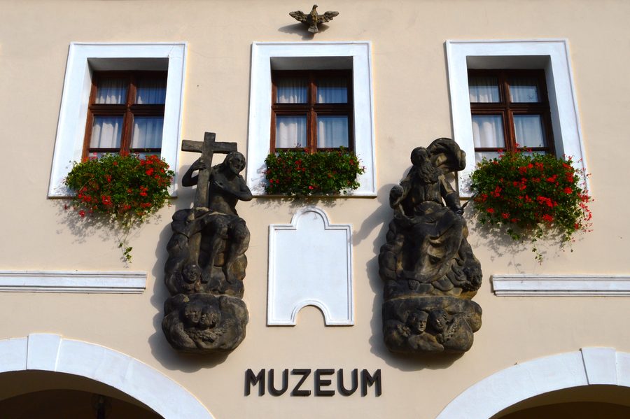 Vue sur la vieille ville historique de Mělník.