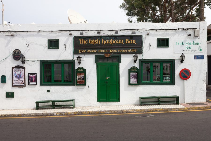 The Irish Harbour Bar à côté du port à Puerto del Carmen, Lanzarote