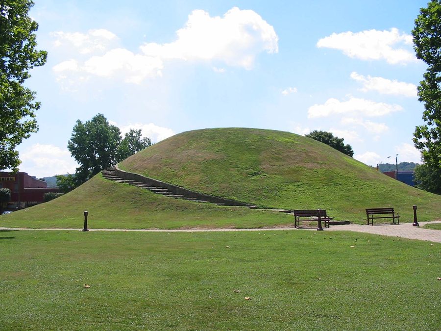 Le Criel Mound à South Charleston, Virginie-Occidentale, États-Unis.