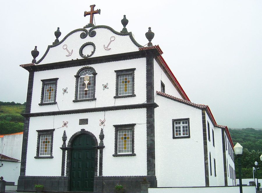 Église Santa Luzia à Feteiras sur São Miguel