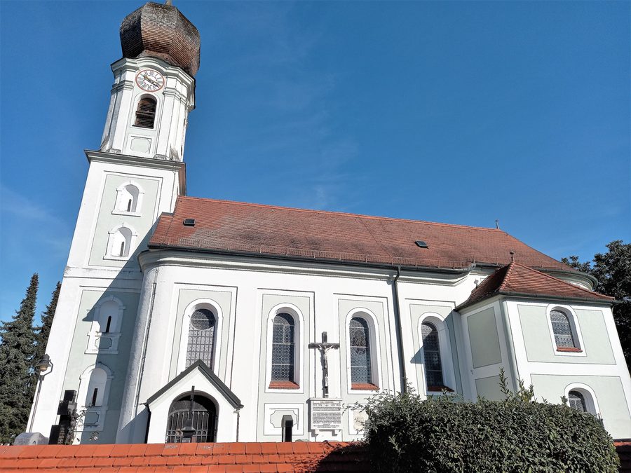 Vue extérieure de la chapelle succursale Saint-Étienne à Landsham
