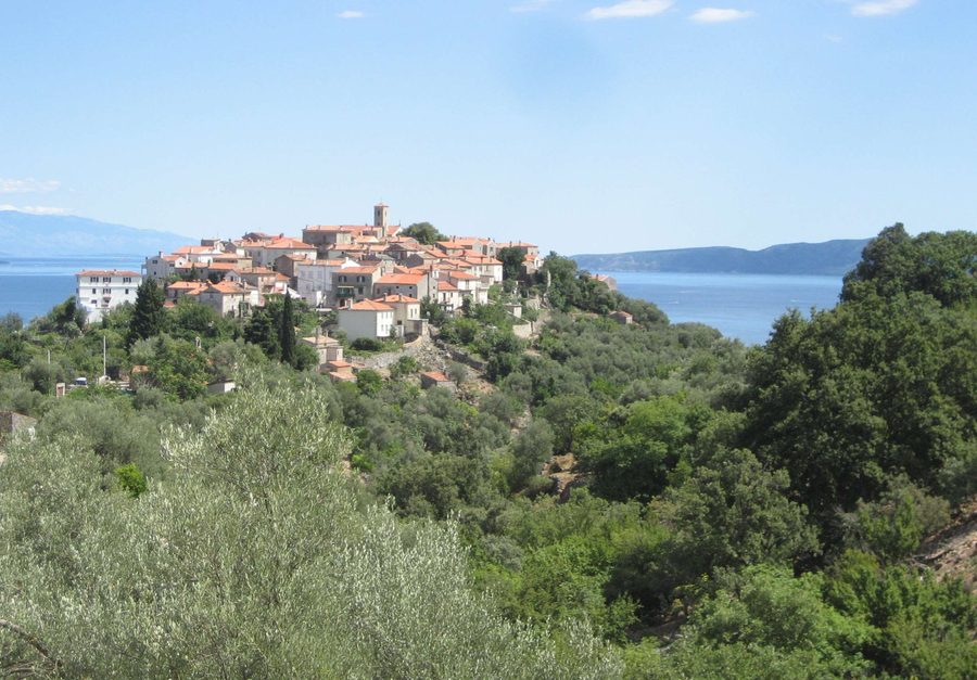 Village de Beli sur l'île de Cres en Croatie