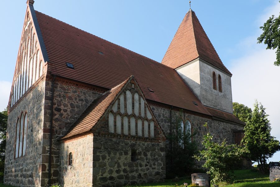 Église évangélique-luthérienne à Zehna dans l’arrondissement de Rostock en Mecklembourg-Poméranie-Occidentale