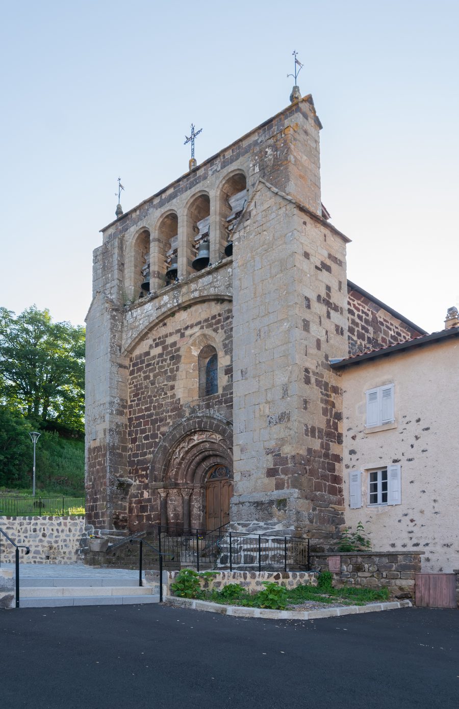 Église Saint-Félix à Landos, Haute-Loire, France