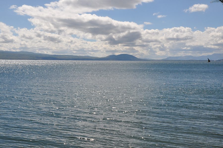 Le lac Sevan en été