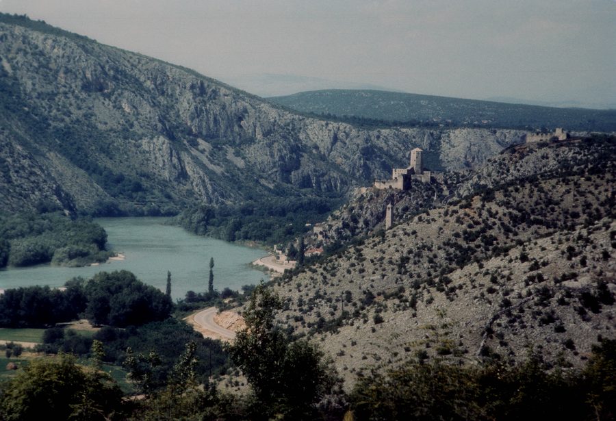 Forteresse dominant la vallée de la Neretva près de Počitelj