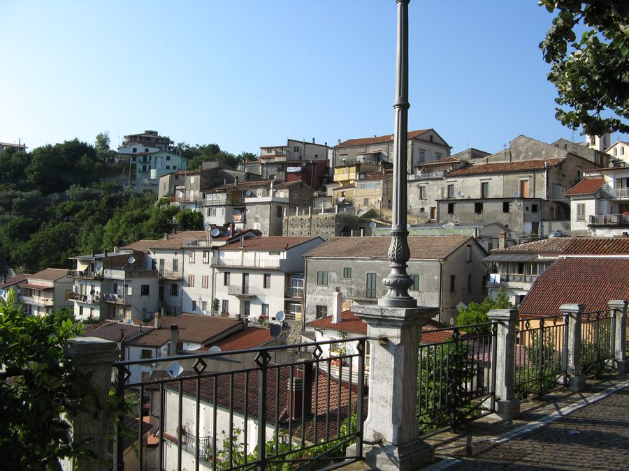 Vue panoramique de Martirano en Calabre, Italie