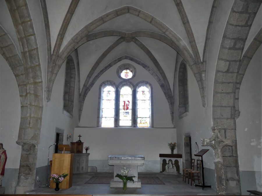 Chœur de l’église de Golinhac, Aveyron, France