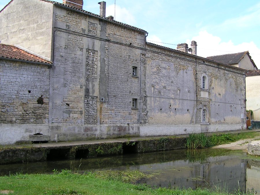 Moulin de Coulonges sur l’Antenne à Coulonges, à Saint-Sulpice-de-Cognac
