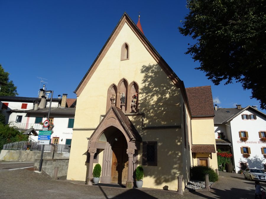 Extérieur de l’église Sainte-Odile à Lengstein, Ritten