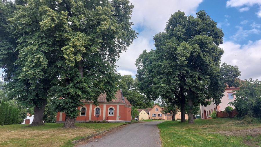 Hracholusky dans l’Okres Prachatice dans la région de Bohême du Sud en été 2025