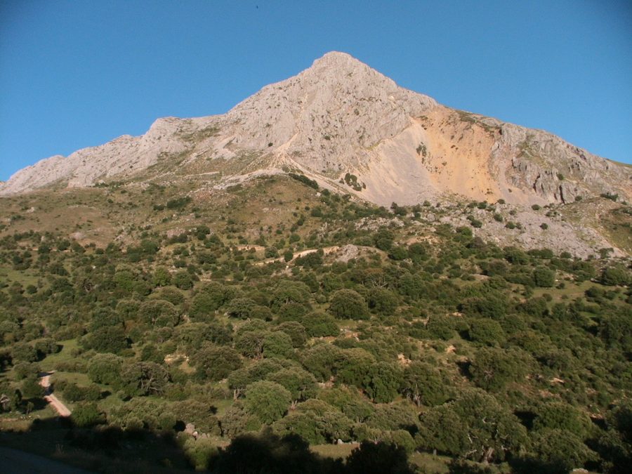 Massif montagneux de la Sierra Mágina avec la Peña de Jaén