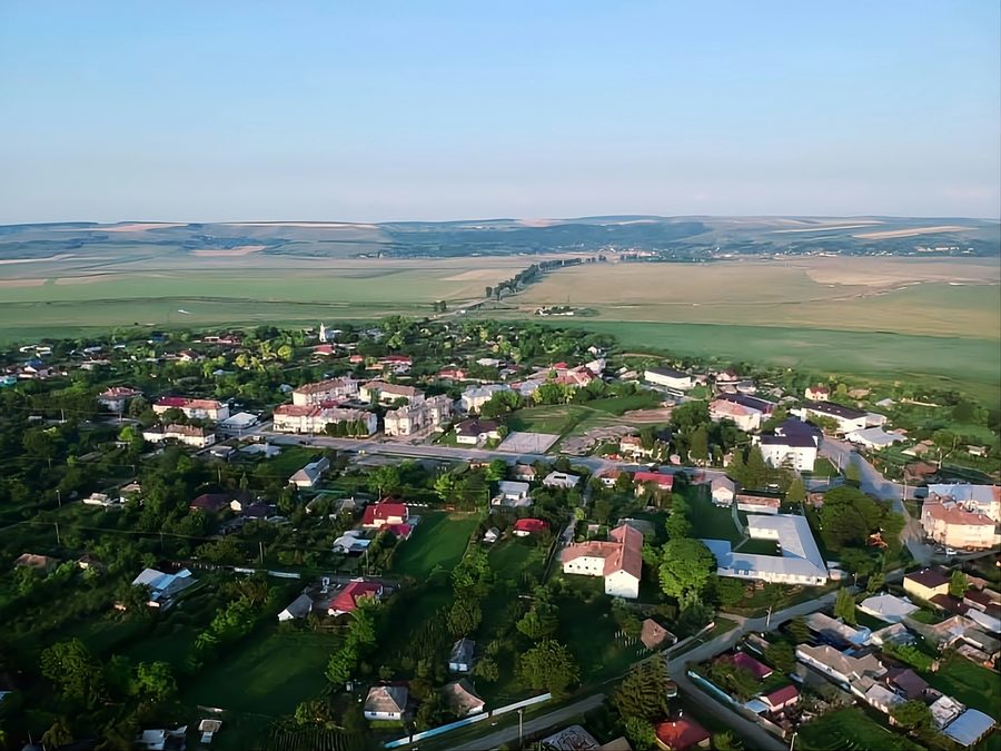 Vue aérienne de Vlădeni dans le district de Iași, Roumanie