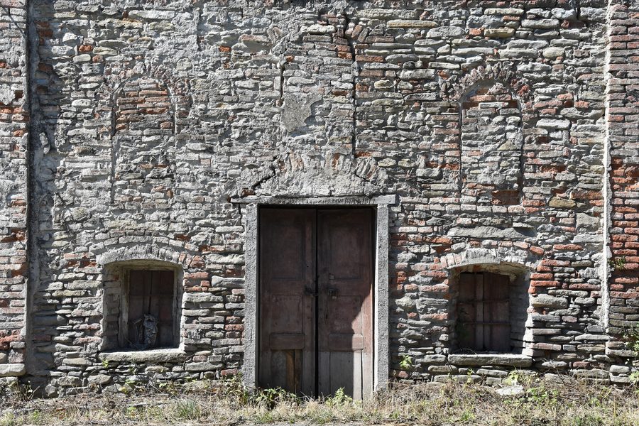 Chiesetta diroccata à Montabone, dans la province d’Asti