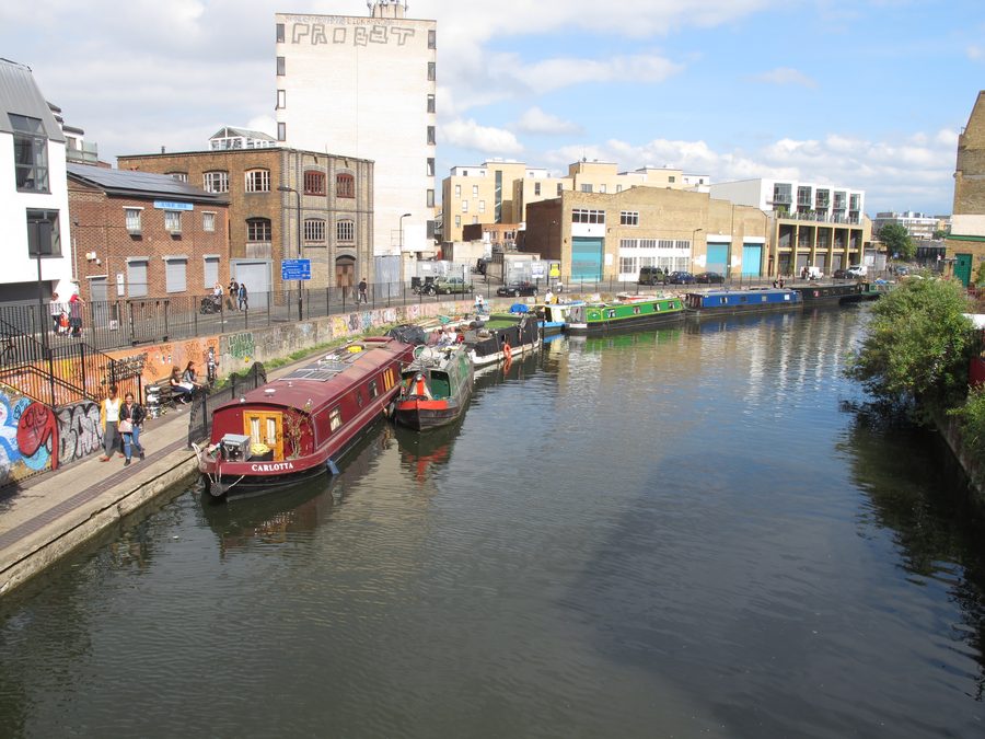 Péniches sur le Regent’s Canal à Hackney
