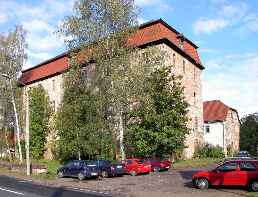 Château de Stolberg à Schwarza, une ancienne forteresse sur l'eau du XIIIe siècle