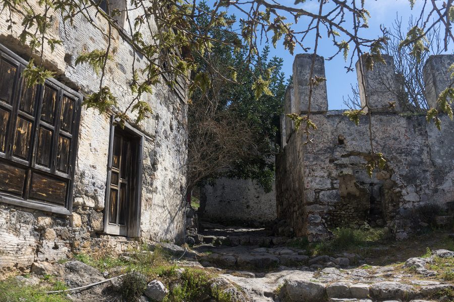Maisons en pierre historiques et ruines à Kayaköy