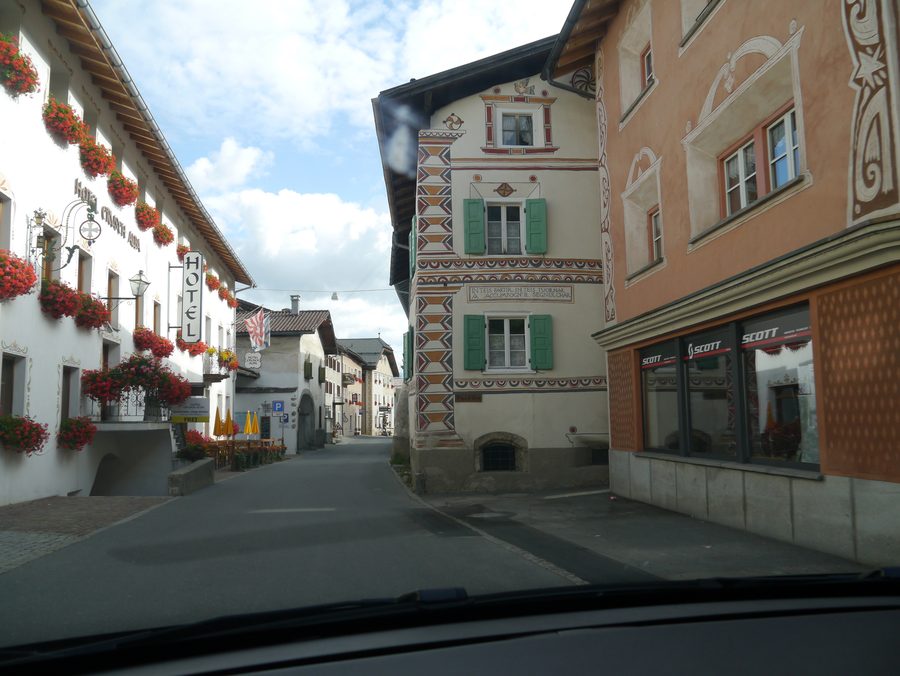 Santa Maria Val Müstair dans le canton des Grisons