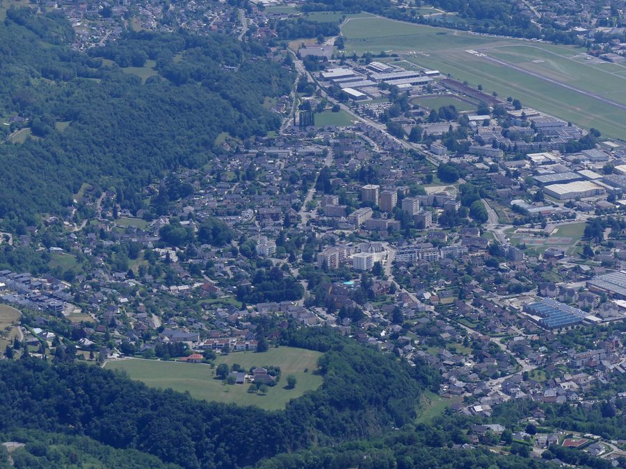 Saint-Alban-Leysse et Barby vus depuis le mont Nivolet