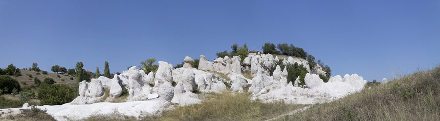 Formations rocheuses près de Kardzhali dans l’oblast de Kardschali