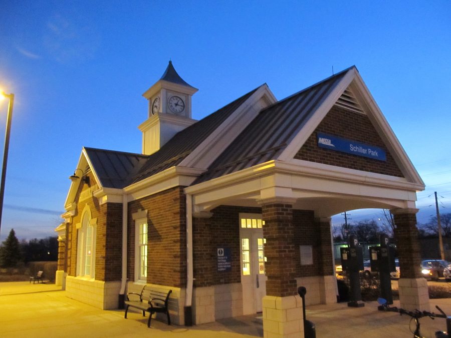 Station Metra de Schiller Park au 4555 N Ruby Street à Schiller Park, Illinois