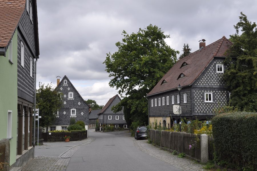 Maison à colombages Umgebinde dans la Hauptstraße d’Obercunnersdorf en Saxe