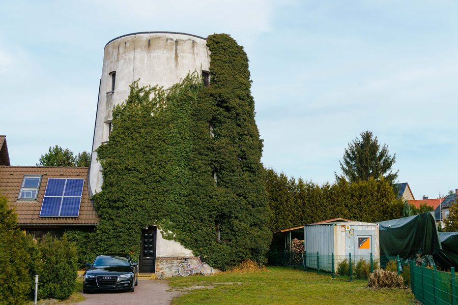 Turmholländermühle in Friedersdorf, zum Wohnhaus umgebaut