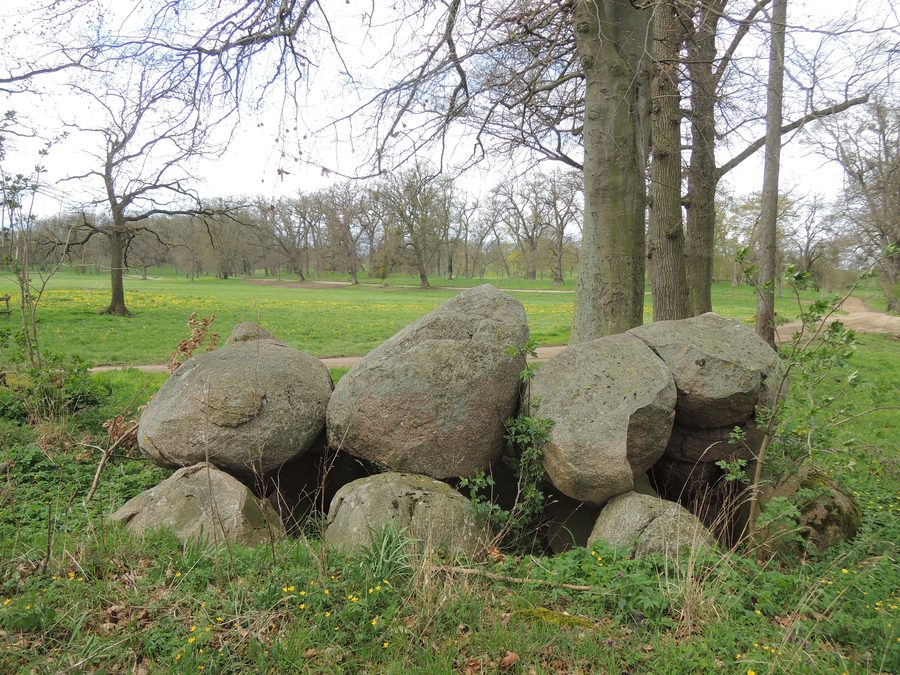 Tombe mégalithique Basedow 1 en Mecklembourg-Poméranie-Occidentale