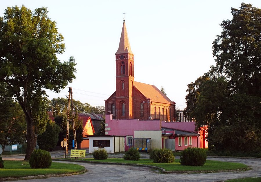 Vue du centre du village de Kąkolewo en Grande-Pologne