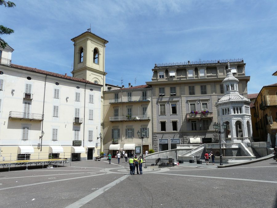 La Bollente et la Piazza della Bollente à Acqui Terme, Piémont