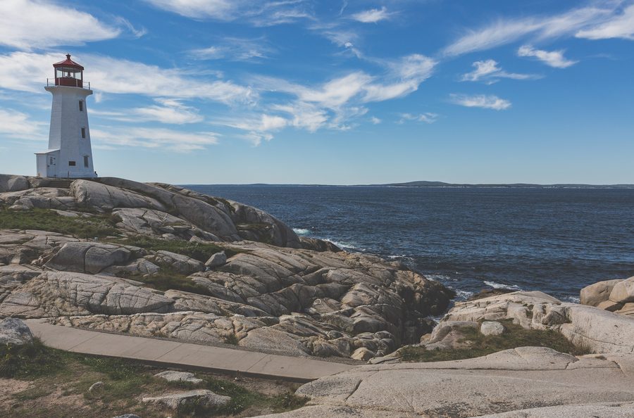 Phare sur la côte de la Nouvelle-Écosse