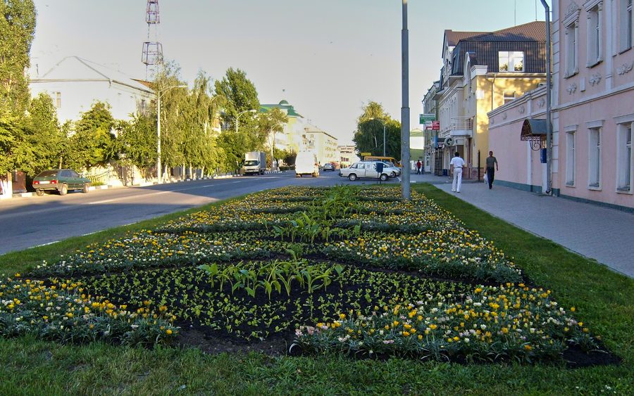 Vue de rue le long de la rue Lénine à Stary Oskol, la deuxième ville plus calme de l’oblast de Belgorod.