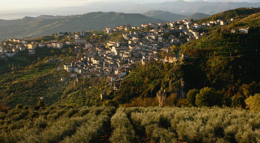 Vue de Lungro en Calabre, Italie