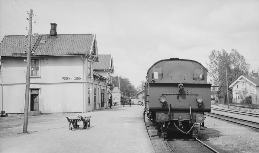Gare de Porsgrunn avec l’ancien bâtiment de la gare