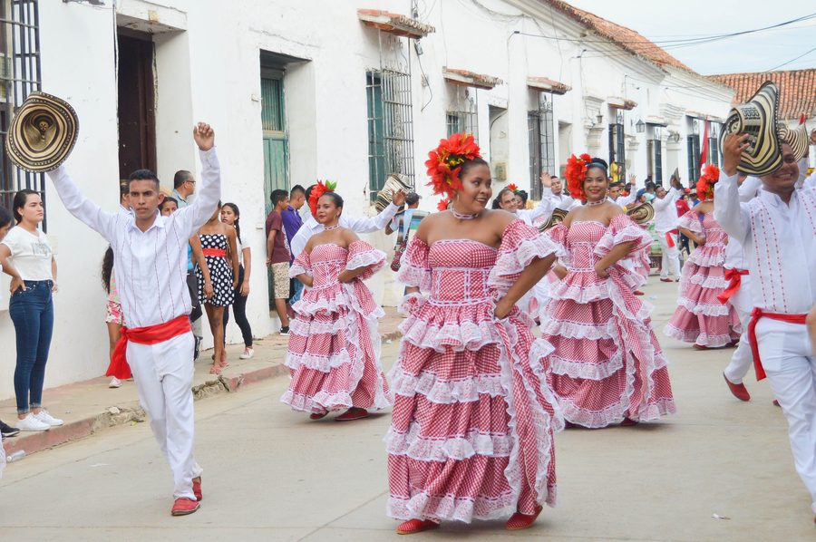 Danse de cumbia lors d’une fête à Mompox