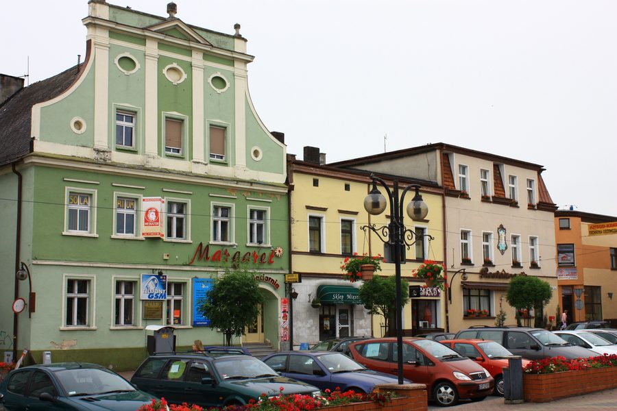 Rynek et bâtiments de la vieille ville à Krapkowice